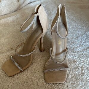 Elegant Tan Strappy Heels